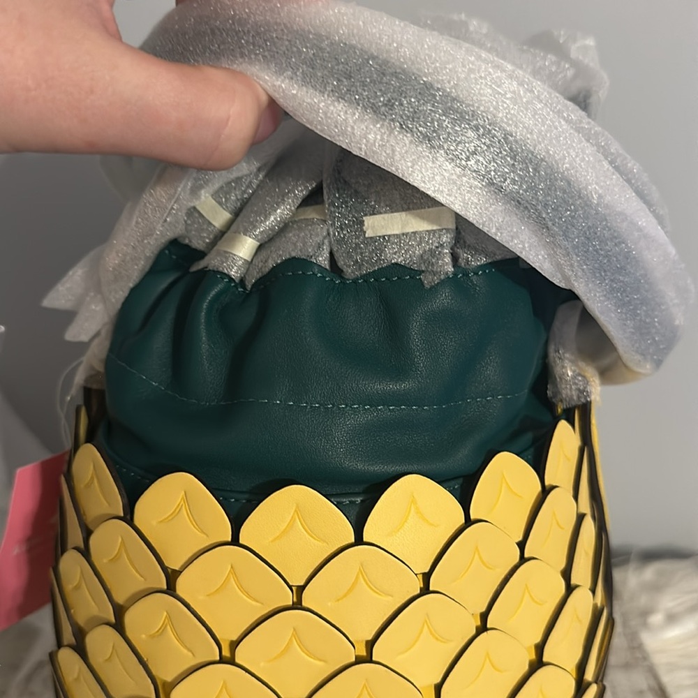 Nwt Kate spade pineapple colada crossbody bag - Picture 7 of 8